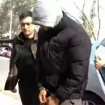 Momento em que um dos nove jogadores é preso no Chile