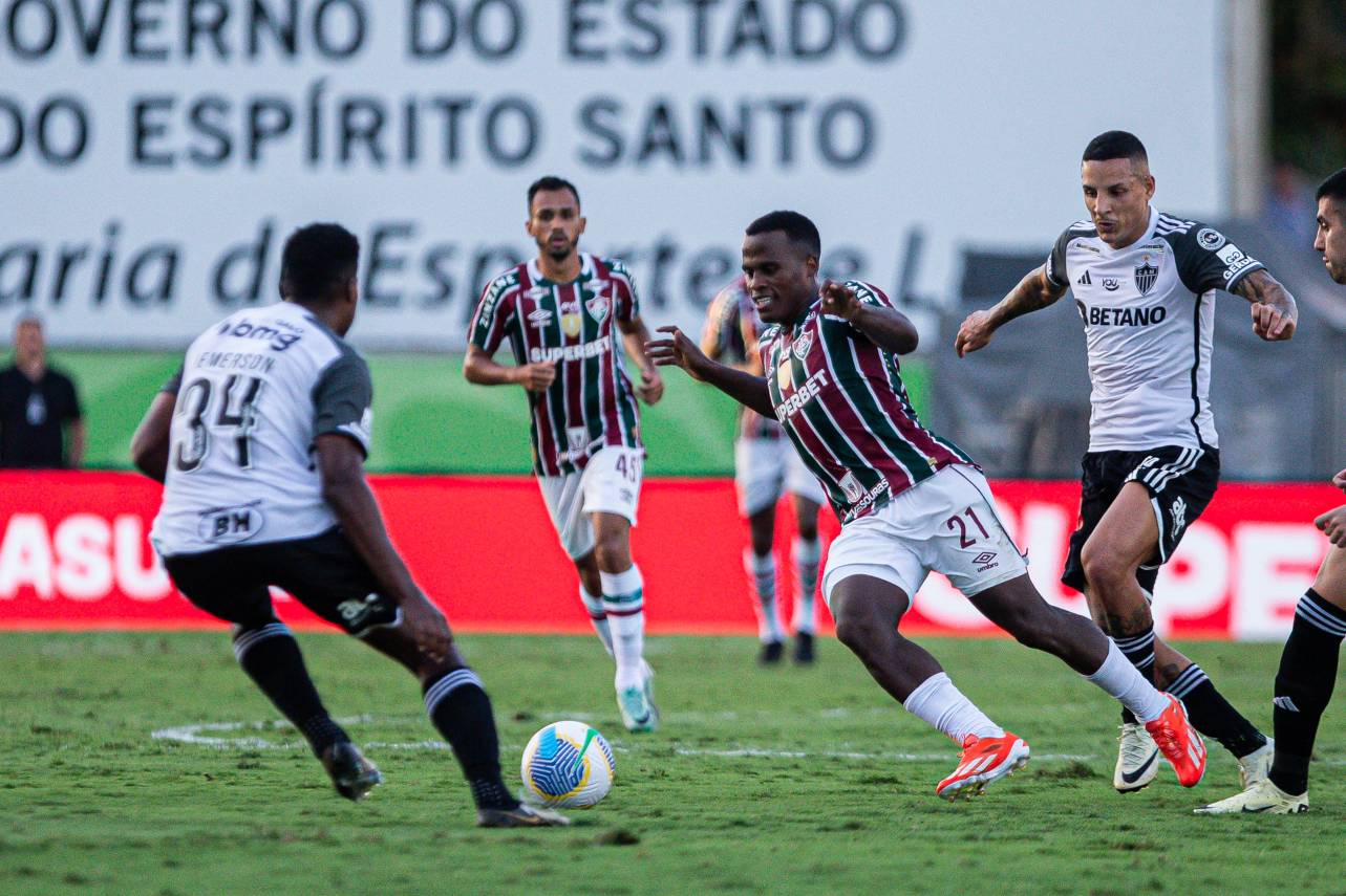 O Fluminense vencia o jogo até a entrada de Vargas que garantiu o empate. Foto: Marcelo Gonçalves/Fluminense