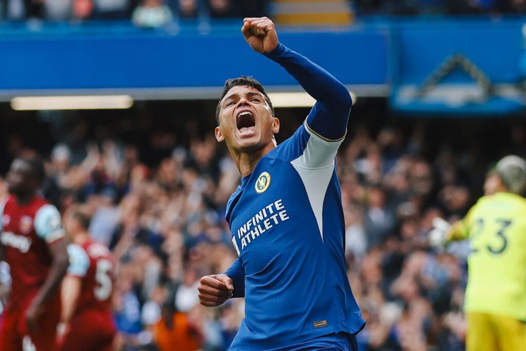 De volta ao Fluminense, Thiago Silva é ídolo do Chelsea