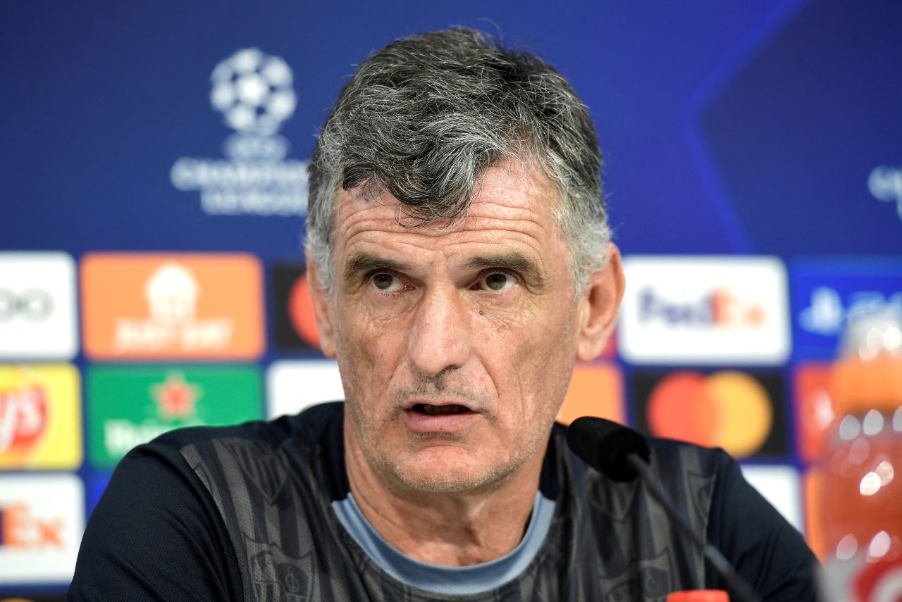 José Luis Mendilibar comandou o Sevilla na última temporada (Foto: Cristina Quicler/AFP)