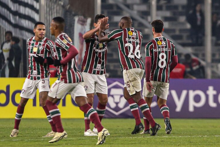 <p>Jogadores do Fluminense comemoram gol. Foto: Marcelo Gonçalves/FFC</p>
