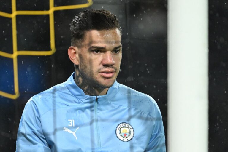 <p>Ederson tem contrato com o City até 2026 (Foto: Fabrice Coffrini/AFP)</p>
