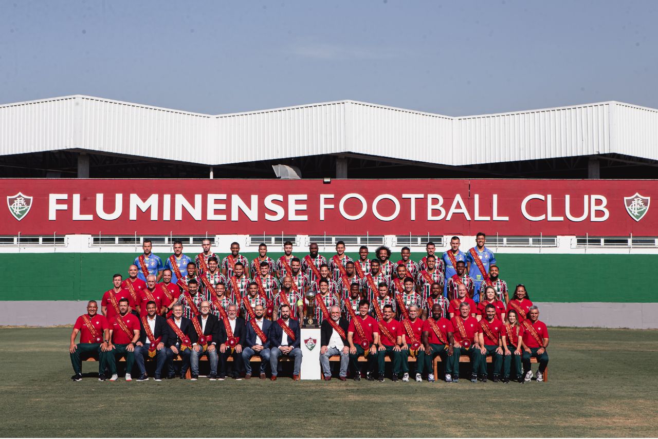 Foto oficial do título da Recopa Sul-Americana 2024 do Fluminense (Foto: Lucas Merçon/FFC)