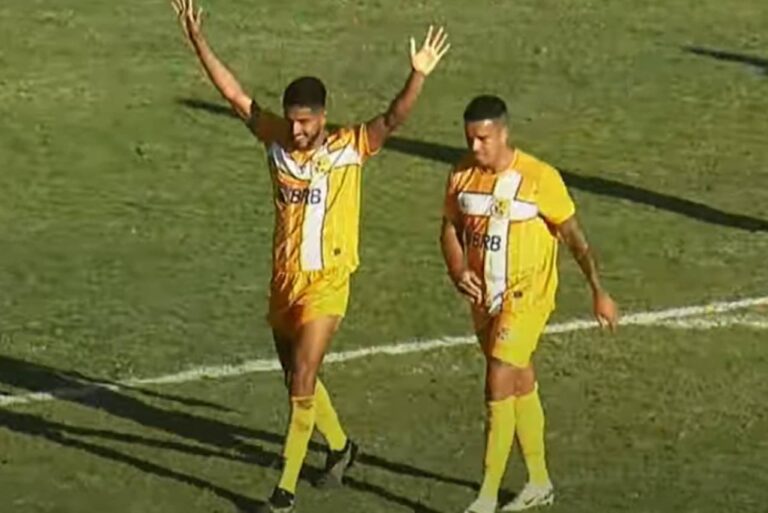 <p>Kaio Nunez foi o autor dos dois gol da vitória do Brasiliense. Foto: Reprodução/TV Brasiliense</p>
