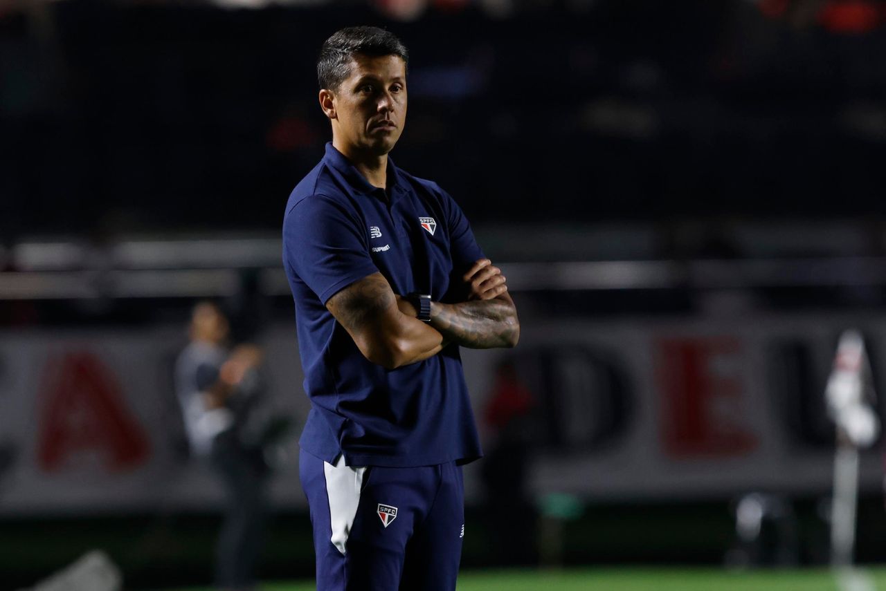 Thiago Carpini é o novo técnico do Vitória