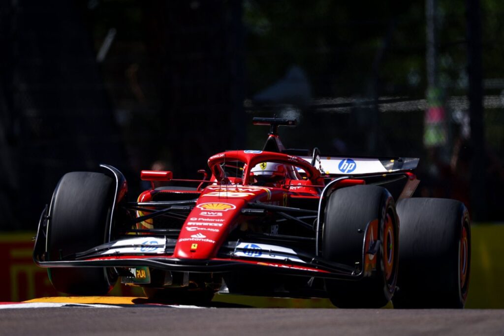Charles Leclerc é o mais rápido do 1º dia de treinos da Fórmula 1 em Ímola