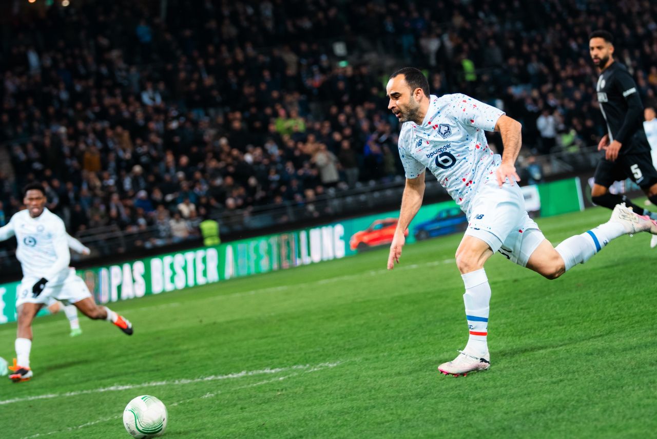 Lateral-esquerdo Ismaily em jogo do Lille em 2023