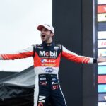 Piloto Dudu Barrichello em pódio da Stock Car em Cascavel