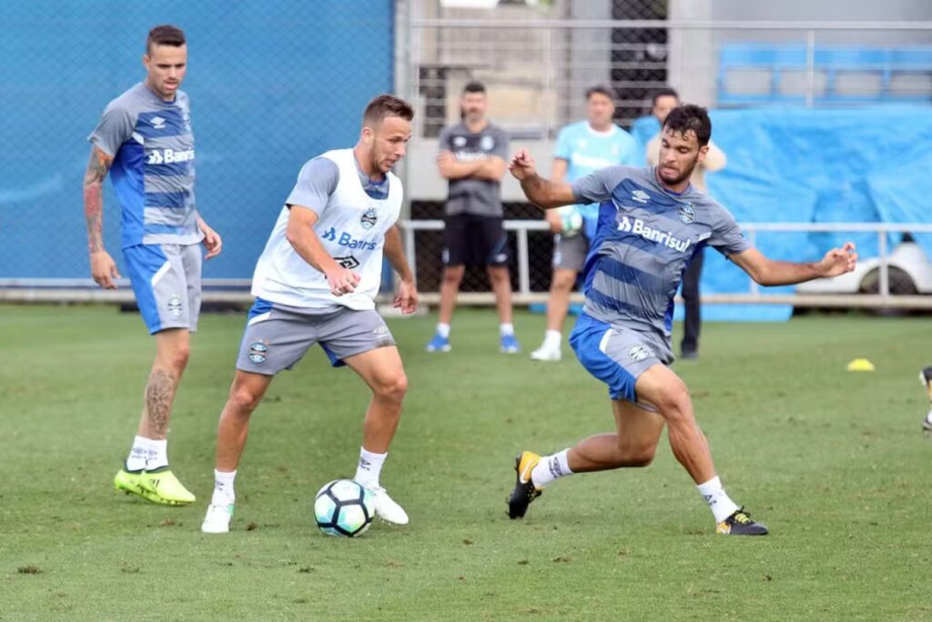 Zagueiro Rafael Thyere, quando defendeu o Grêmio