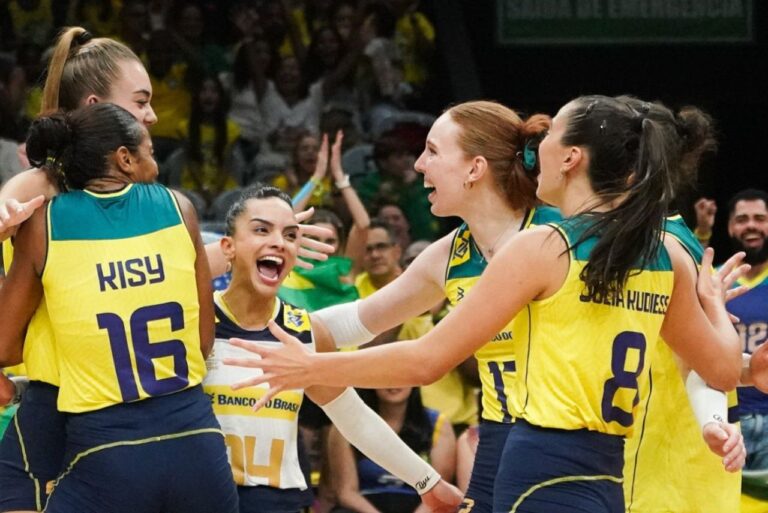 <p>Brasil venceu a Sérvia por 3 sets a 0 (Foto: Divulgação/CBV)</p>
