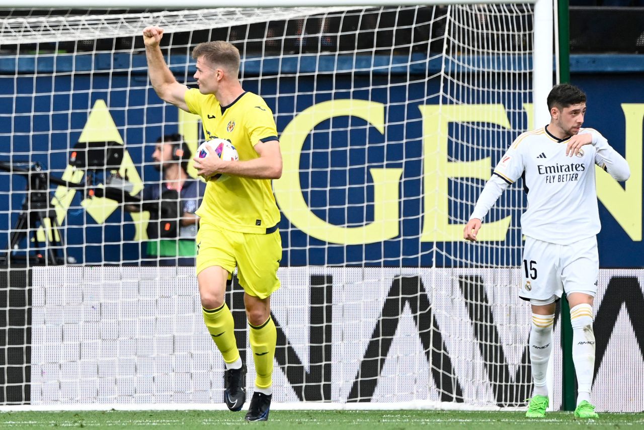 Sorloth fez quatro gols contra o Real Madrid