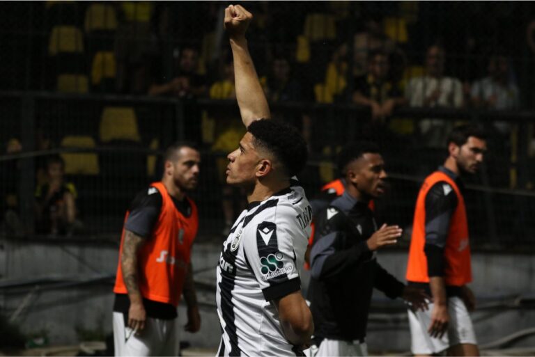 <p>Taison fez o gol do título PAOK. Foto: Reprodução/PAOK</p>