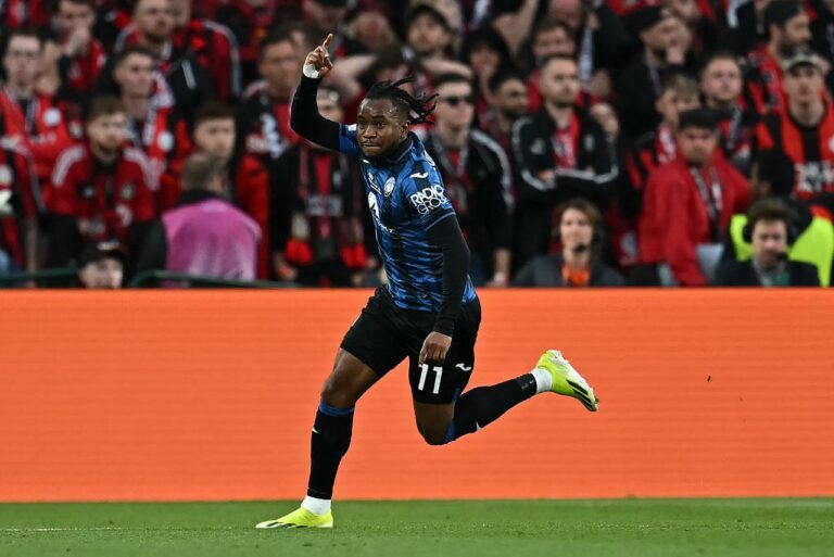 <p>Ademola Lookman brilhou na final da Liga Europa com três gols (Foto: Paul Ellis/AFP)</p>
