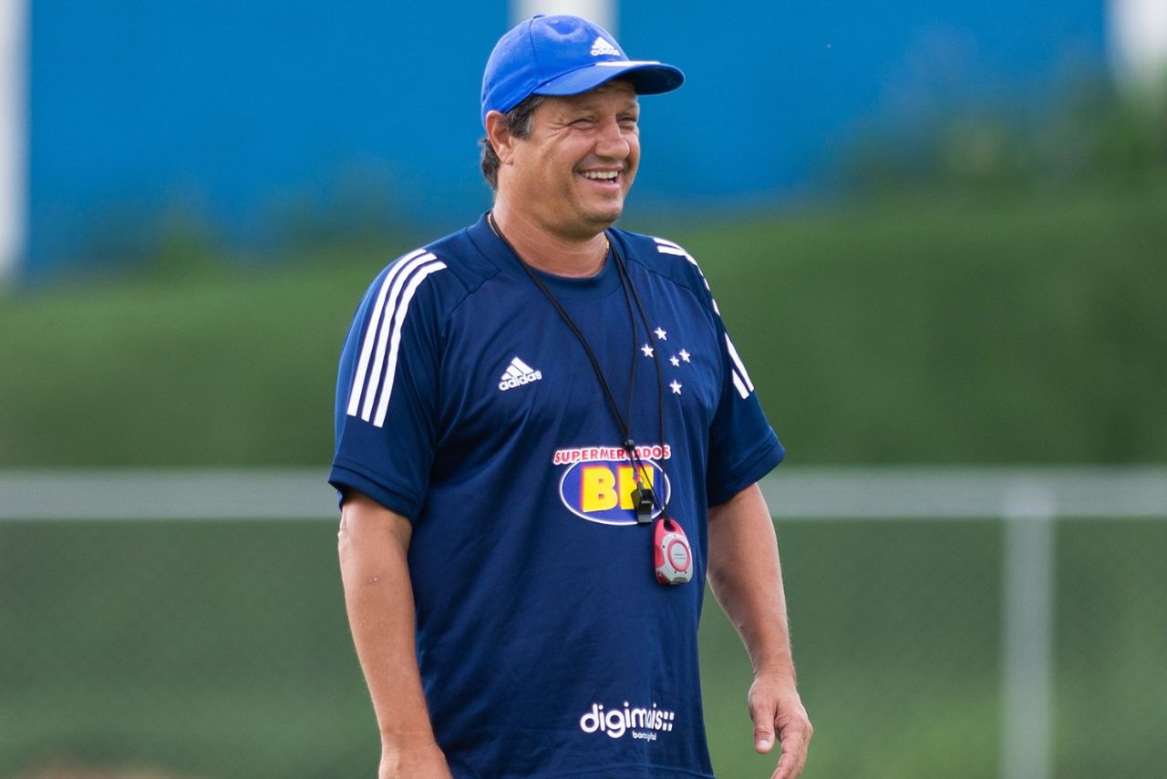 Adilson Batista trabalhará novamente no Cruzeiro