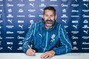 Scott Carson assinou novo contrato com o City