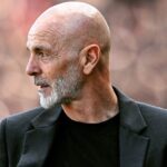 Treinador Stefano Pioli em jogo do Milan