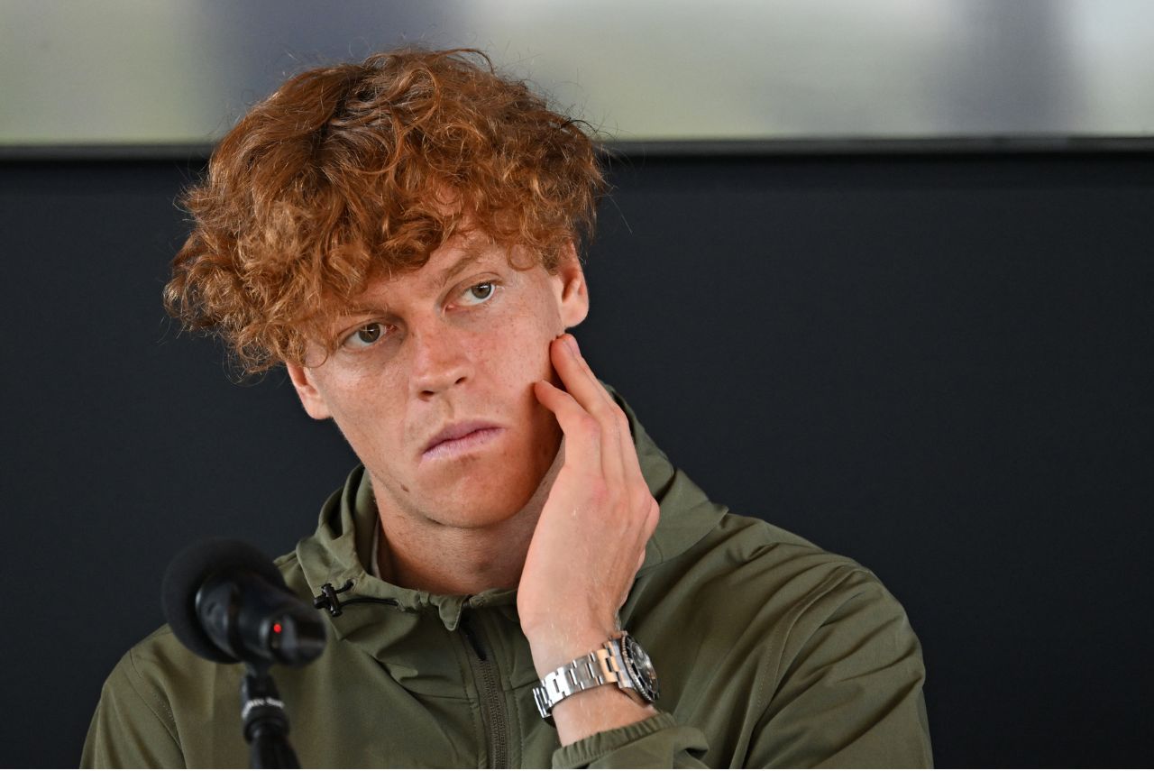 Tenista italiano Jannik Sinner (Foto: Andreas Solaro/AFP)