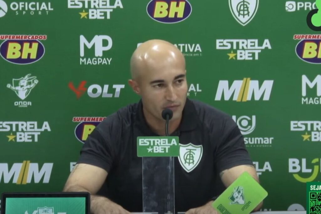 Cauan de Almeida, treinador do América-MG (Foto: Reprodução)