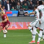 Galatasaray venceu o Konyaspor pelo Campeonato Turco (Foto: Reprodução)