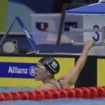 Nadadora Carol Santiago em prova do World Series Paralímpico
