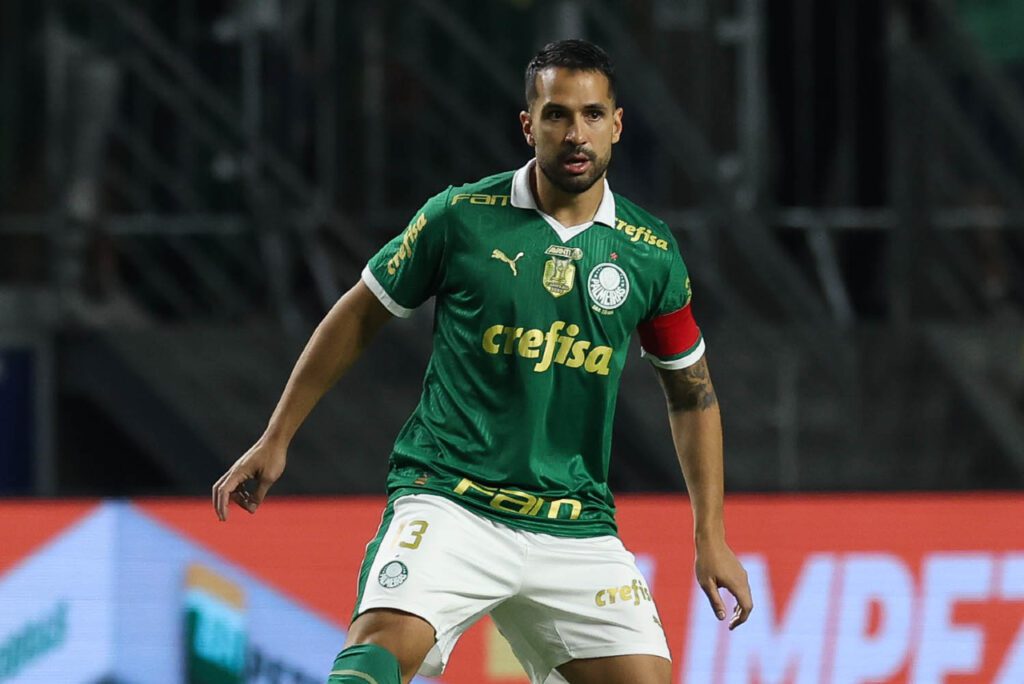 Luan está desde 2017 no Palmeiras