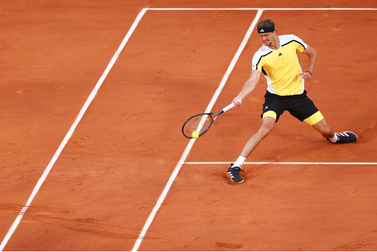 Alexander Zverev venceu Casper Ruud e avançou à final de Roland Garros (Foto: Reprodução)