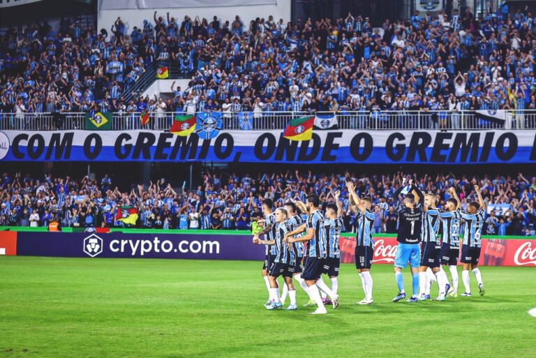 <p>Grêmio empatou com o Estudiantes no fechamento da fase de grupos da Libertadores (foto: Lucas Uebel/GFBPA)</p>
