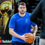 Luka Doncic está com alguns problemas fisicos. Foto: Reprodução/X