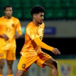 Maatsen em campo pela Holanda