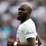 Ndombele em campo pelo Tottenham