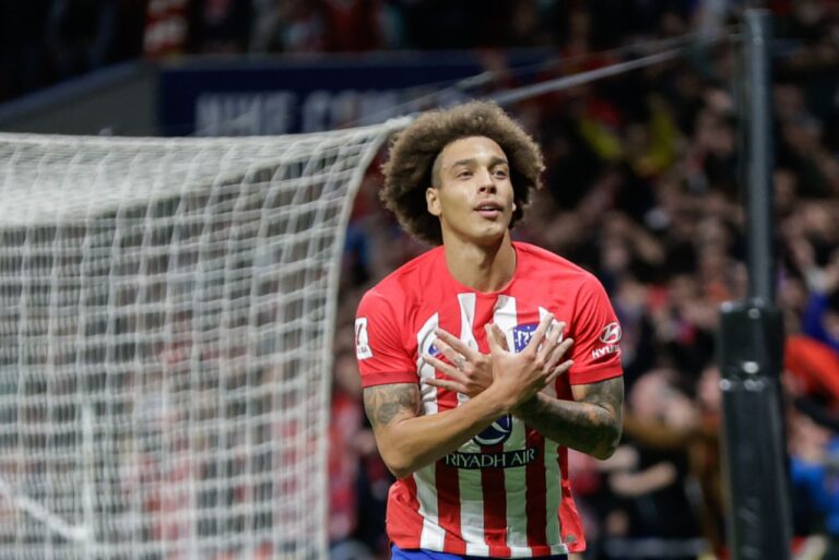 <p>Witsel em campo pelo Atlético de Madrid. Foto: Reprodução/Atleti</p>
