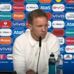 Julian Nagelsmann, treinador da Alemanha, em entrevista coletiva (Foto: Reprodução)