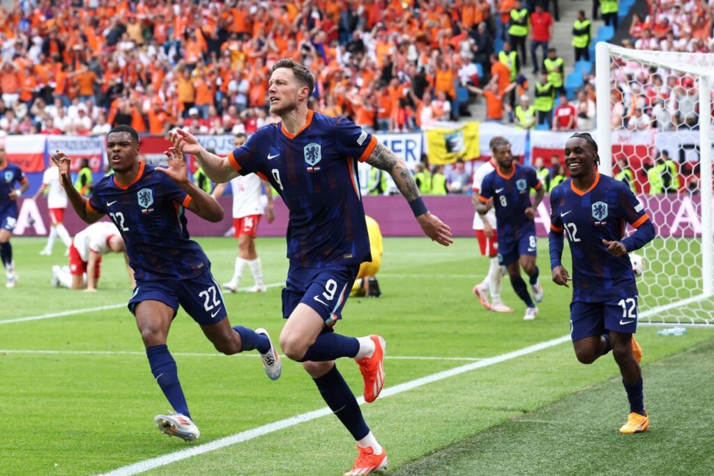 Weghorst comemora gol da vitória da Holanda