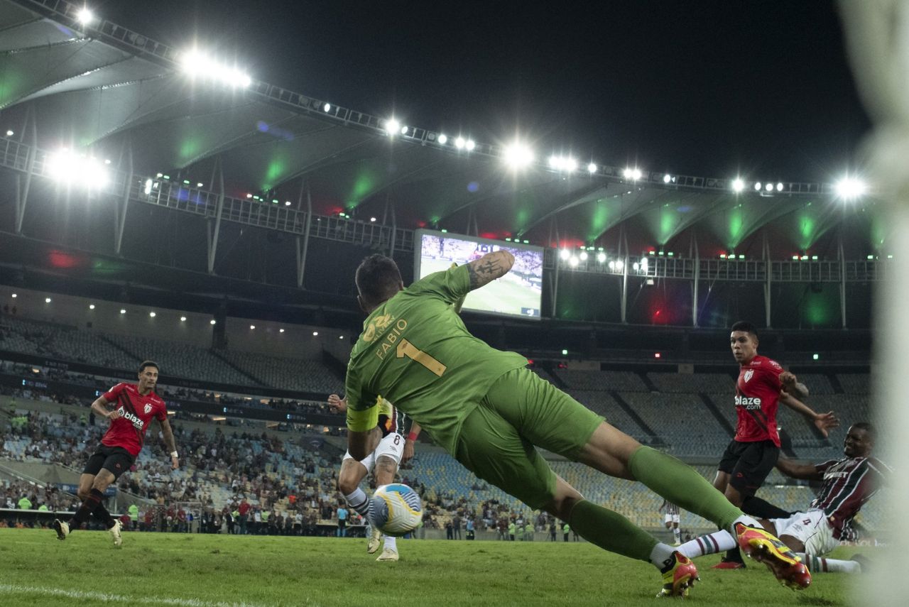 Momento do gol da derrota do Fluminense