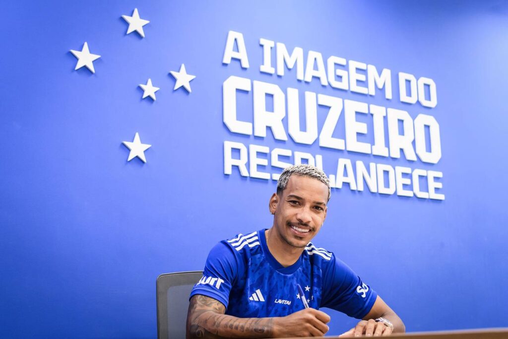 Matheus Pereira selou acordo de permanência no clube. Foto: Gustavo Aleixo/Cruzeiro