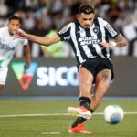 Tiquinho Soares fica no BOtafogo até 2026. Foto: Vitor Silva/Botafogo