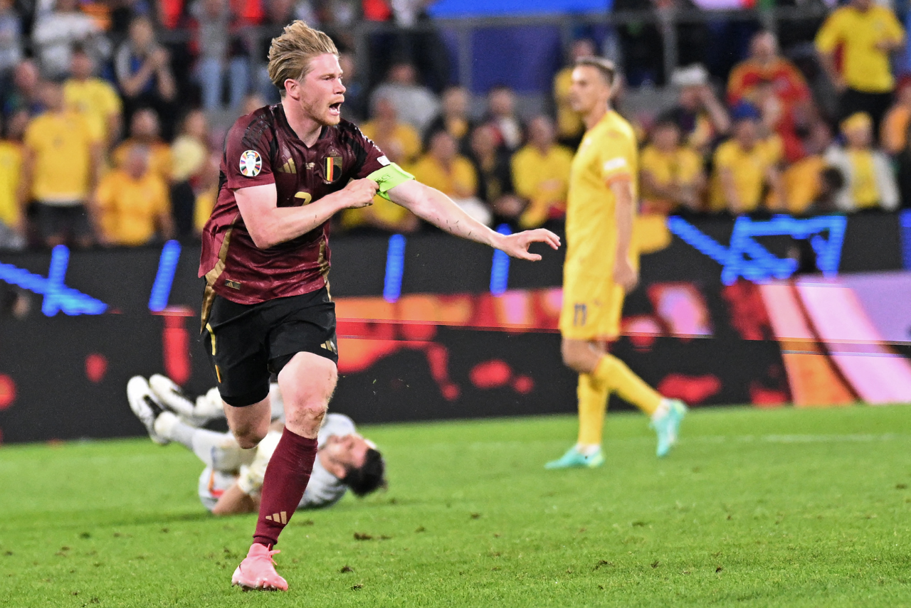 De Bruyne marca gol da vitória da Bélgica contra a Romênia