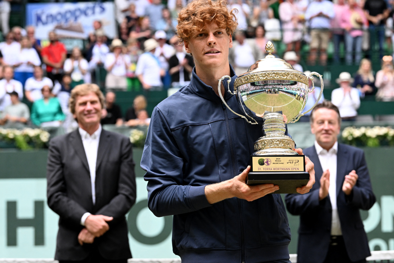 Jannik Sinner venceu torneio ATP 500 de Halle, na Alemanha