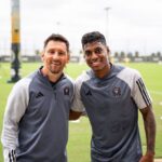Emerson Rodríguez, alvo do Vasco, ao lado de Messi no Inter Miami