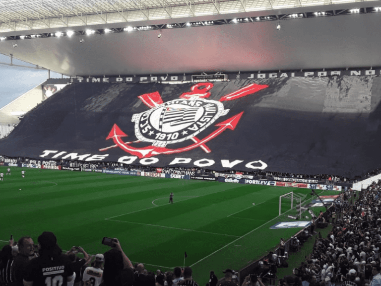 <p>Corinthians busca talentos nas categorias de base com olheiros experientes. &#8211; Foto: UOL</p>
