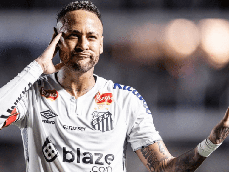 <p>Neymar no banco: estratégia ou precaução na semifinal contra o Corinthians em 2012? -Foto: ESPN Brasil</p>
