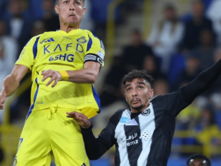 <p>Cristiano Ronaldo garante empate para o Al-Nassr com gol emocionante. -Foto: Bandsports</p>